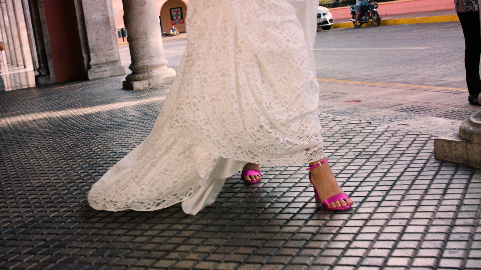 bridal shoes for outdoor wedding