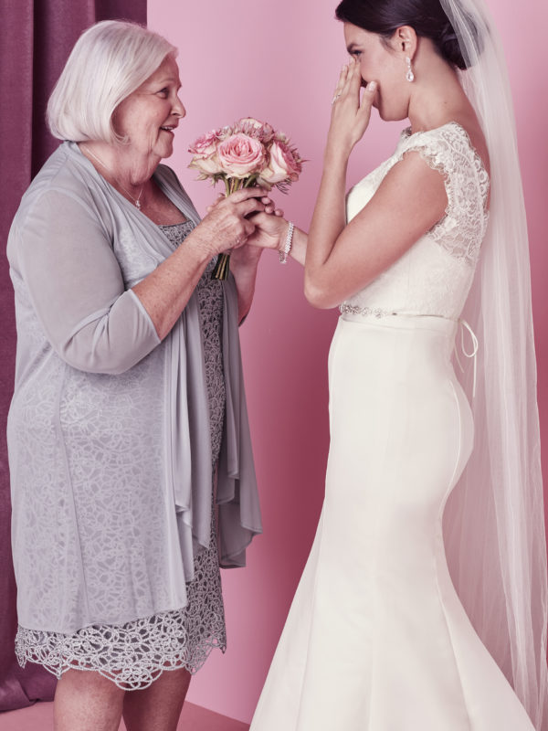 Special Ways to Incorporate Your Grandparents into Your Wedding Day