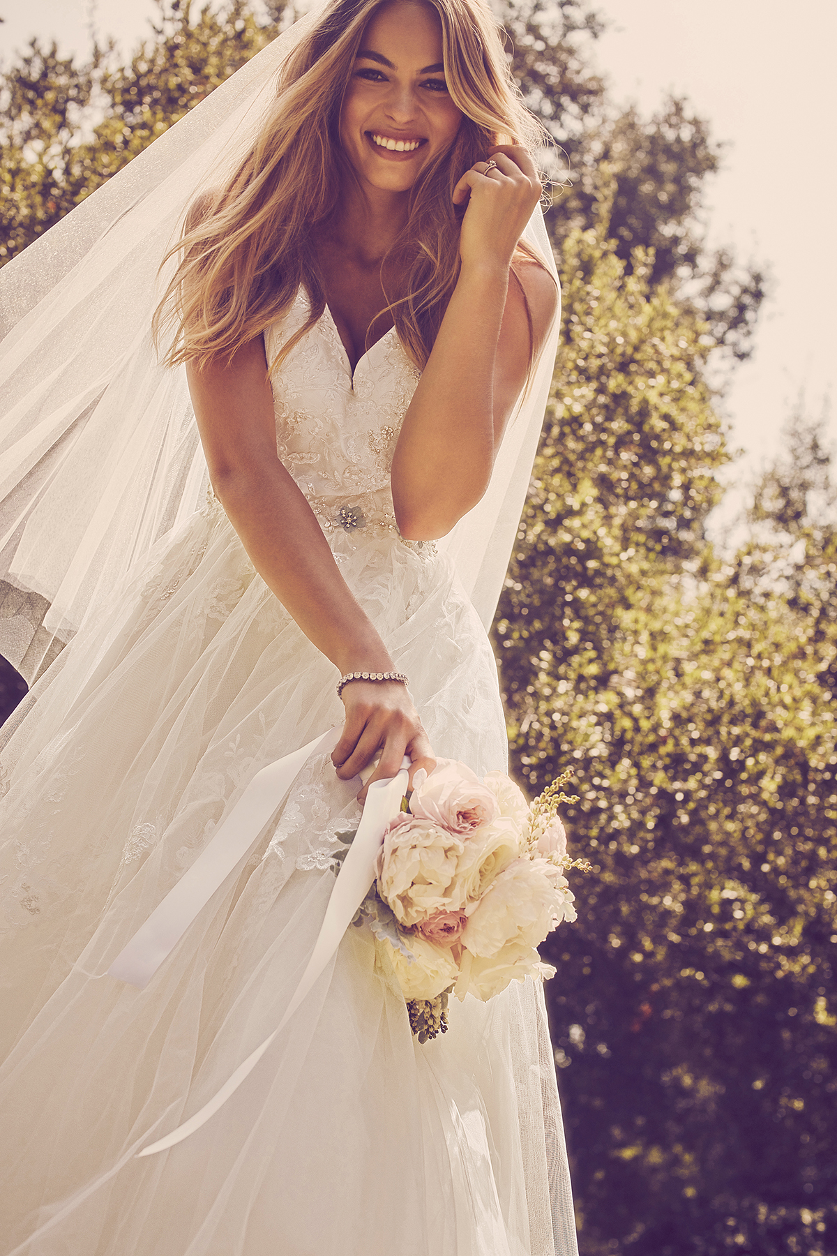 49 Stylish And Pretty Backyard Wedding Dresses - Weddingomania