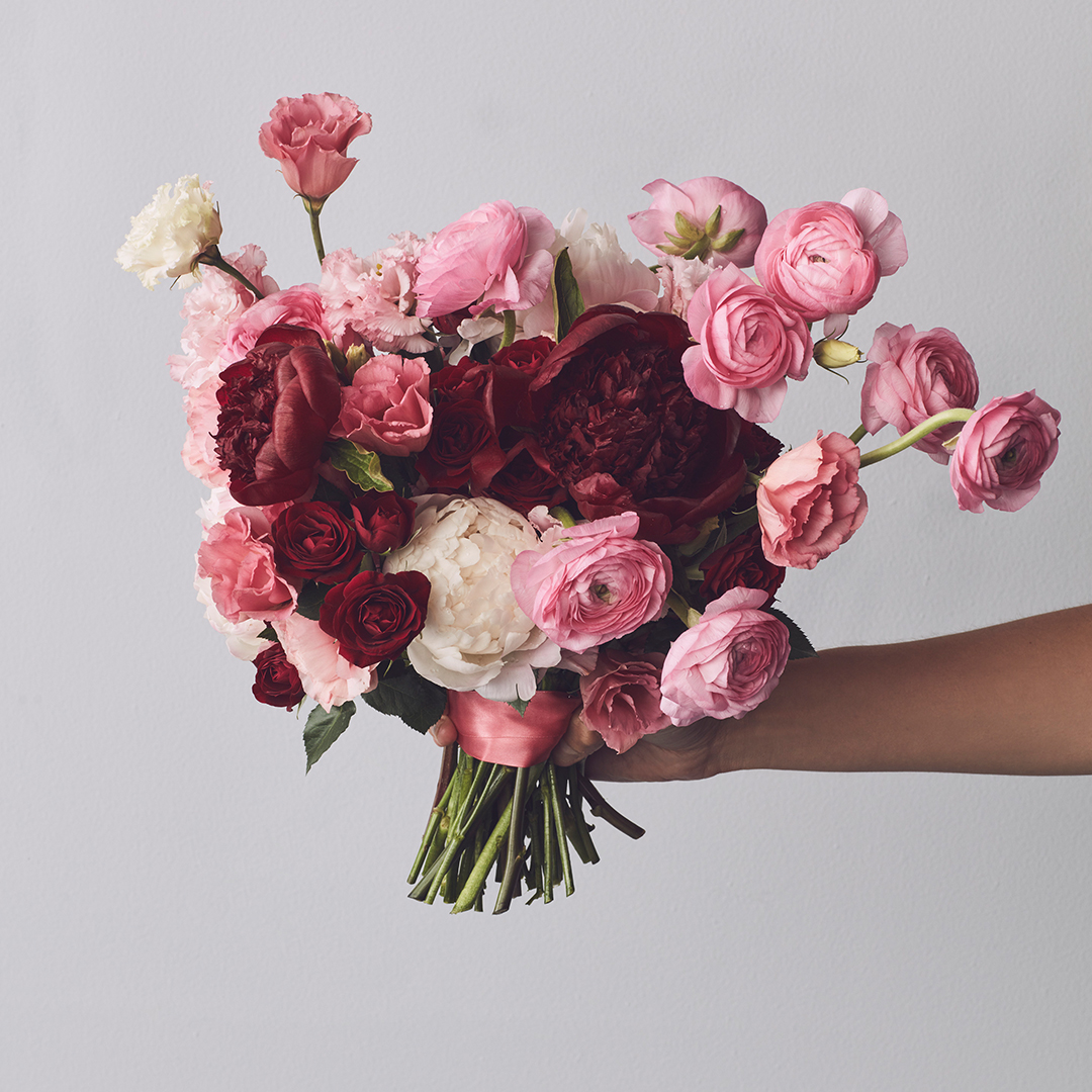 affordable wedding flowers that look expensive