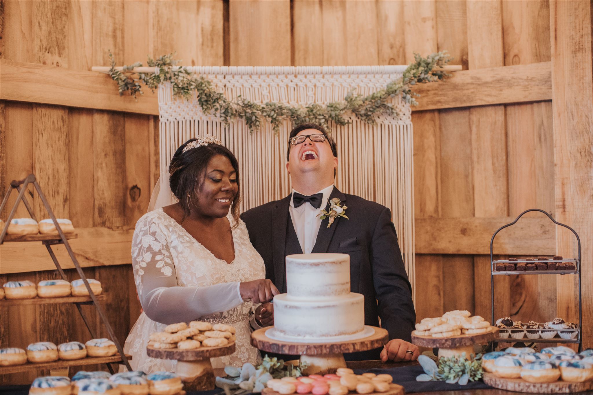 Bride and Groom Cake Cutting