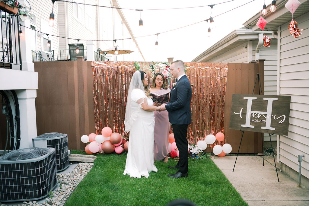 Bride and Groom saying vows