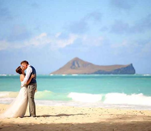 Kirsty and Shawn's real wedding in Hawaii