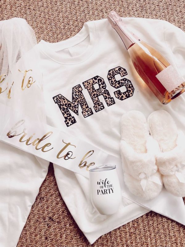engagement gifts for the bride to be