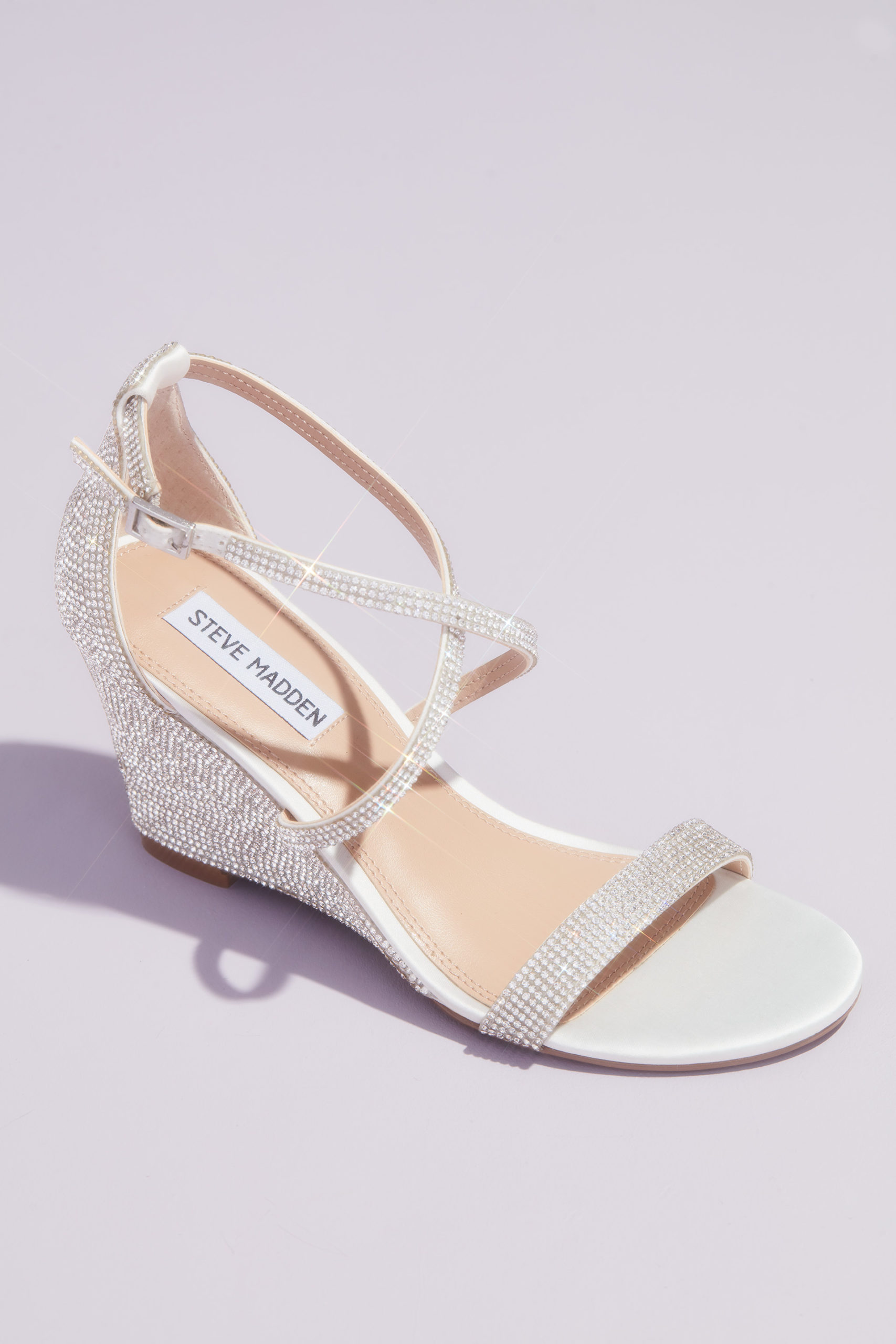 sparkly wedges for your quinceañera