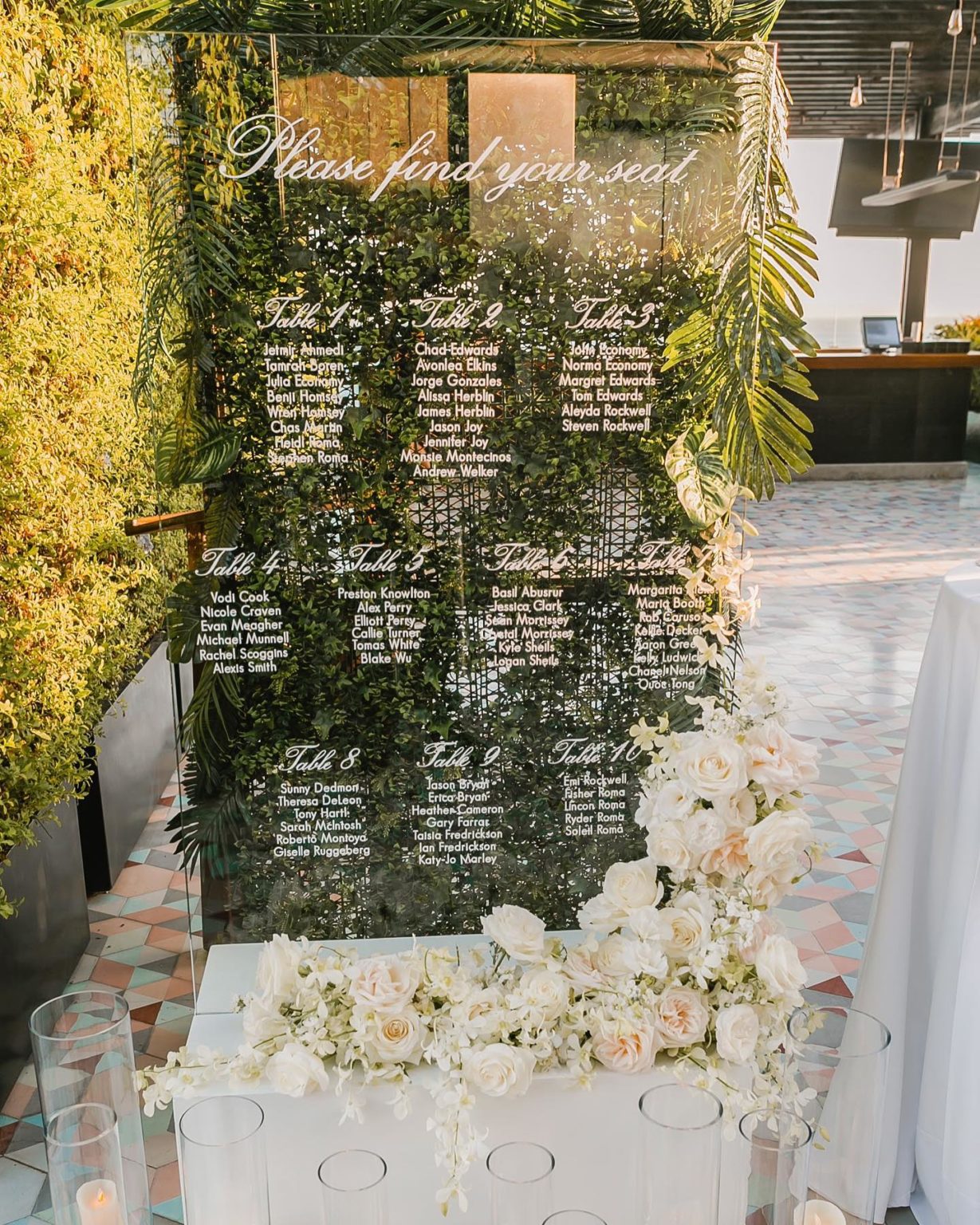 the-ultimate-guide-to-your-wedding-seating-chart-david-s-bridal-blog