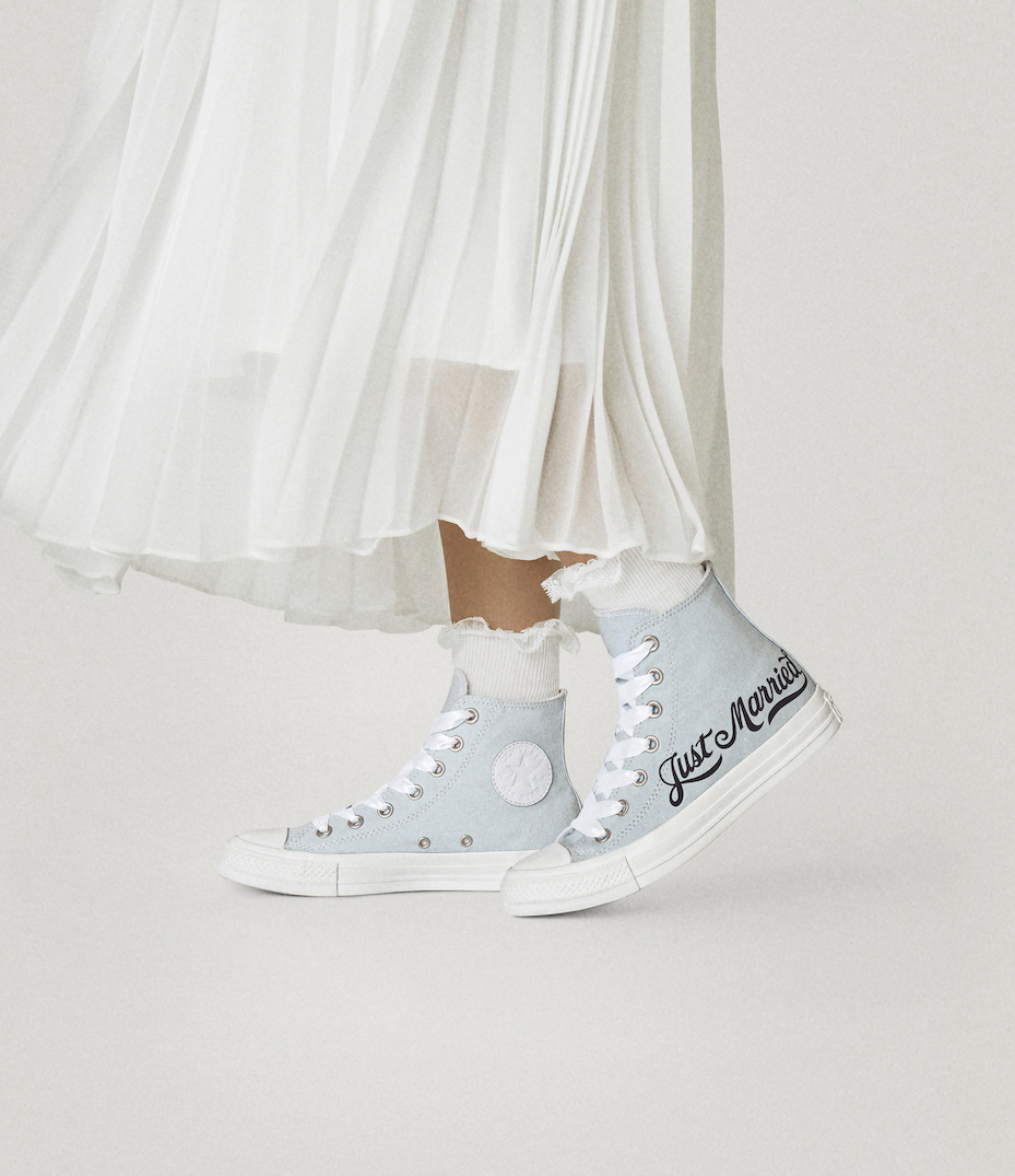 Bride hot sale wearing converse