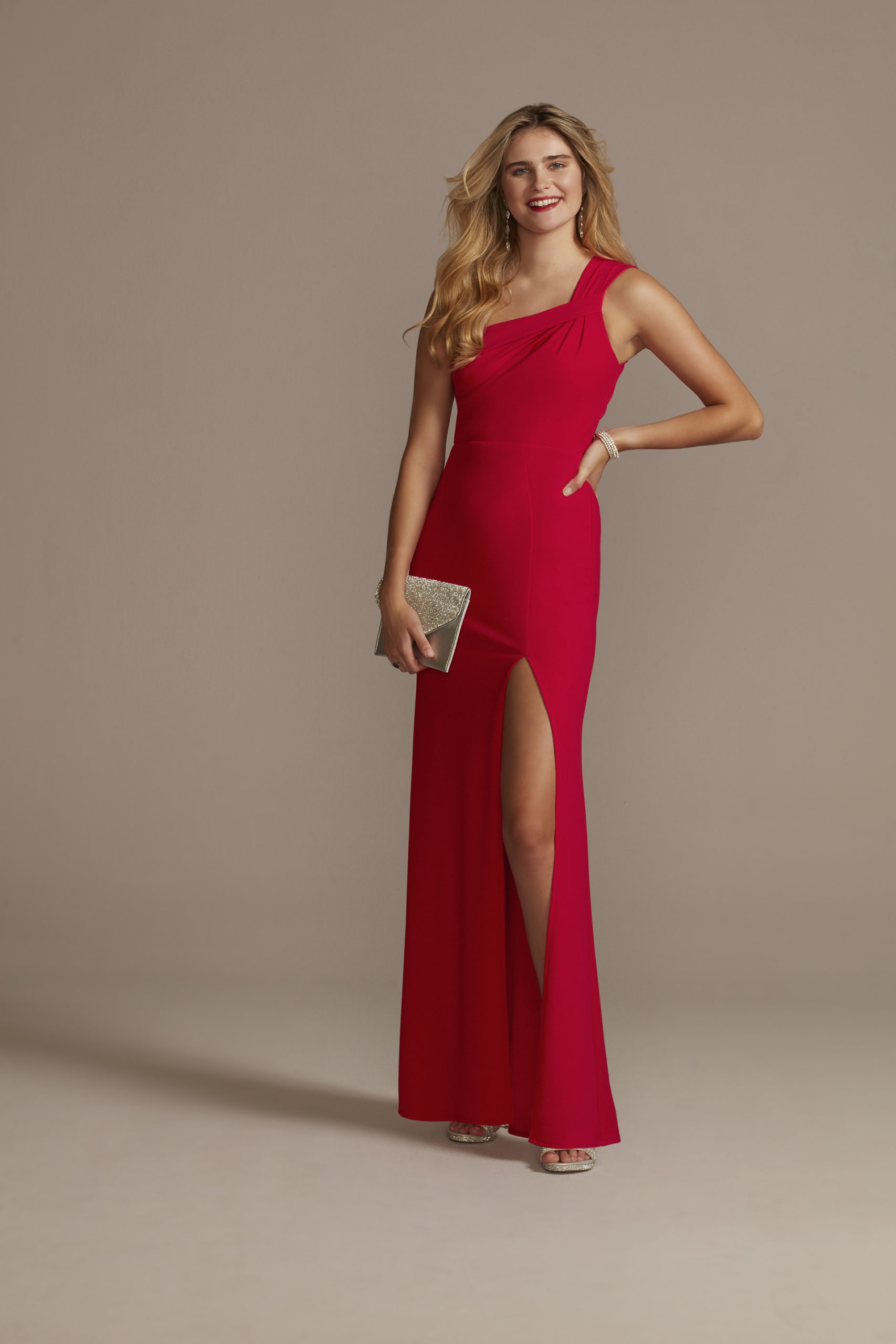 what to wear to a destination city wedding red dress