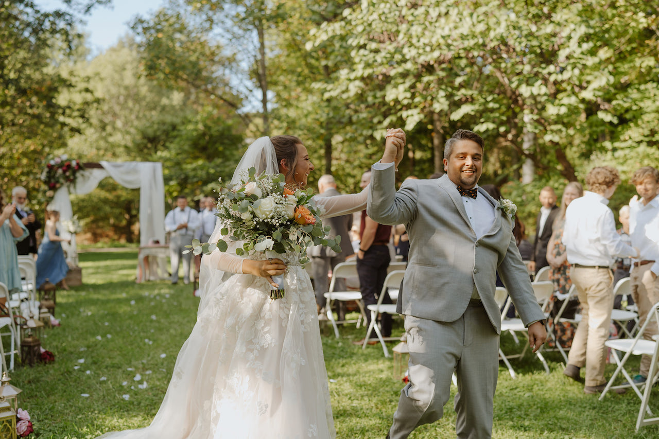 bride and groom at fall wedding in tennessee