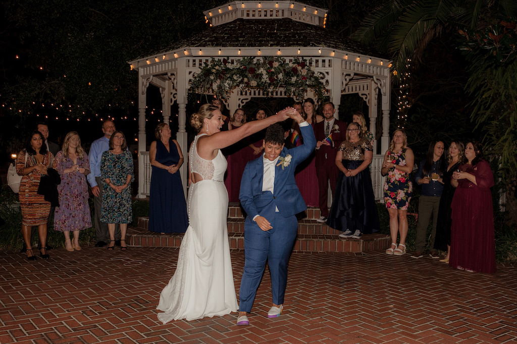couples first dance - fall wedding in florida