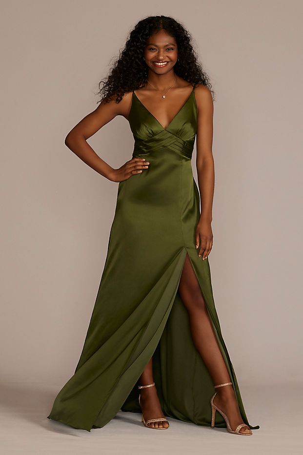 Fall 2022 empire waist bridesmaid dress in Olive green