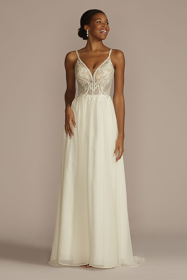 What's the most flattering wedding dress cut for midsize SDs of